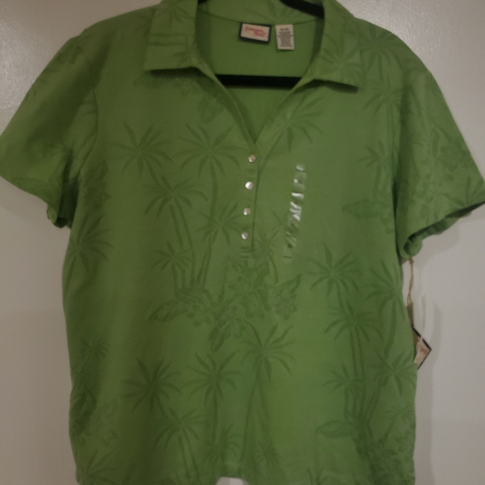 Ladies Green Dream tshirt XL